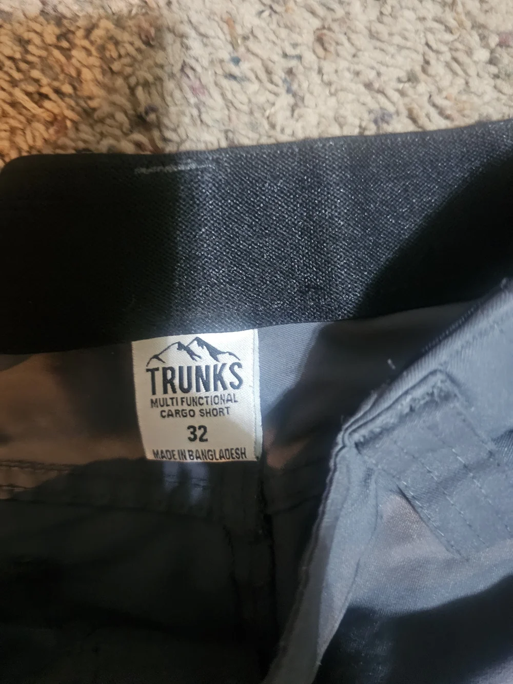 Trunks Men's Multi Functional Hybrid Cargo Shorts Size 32 Gray Beach Land Water